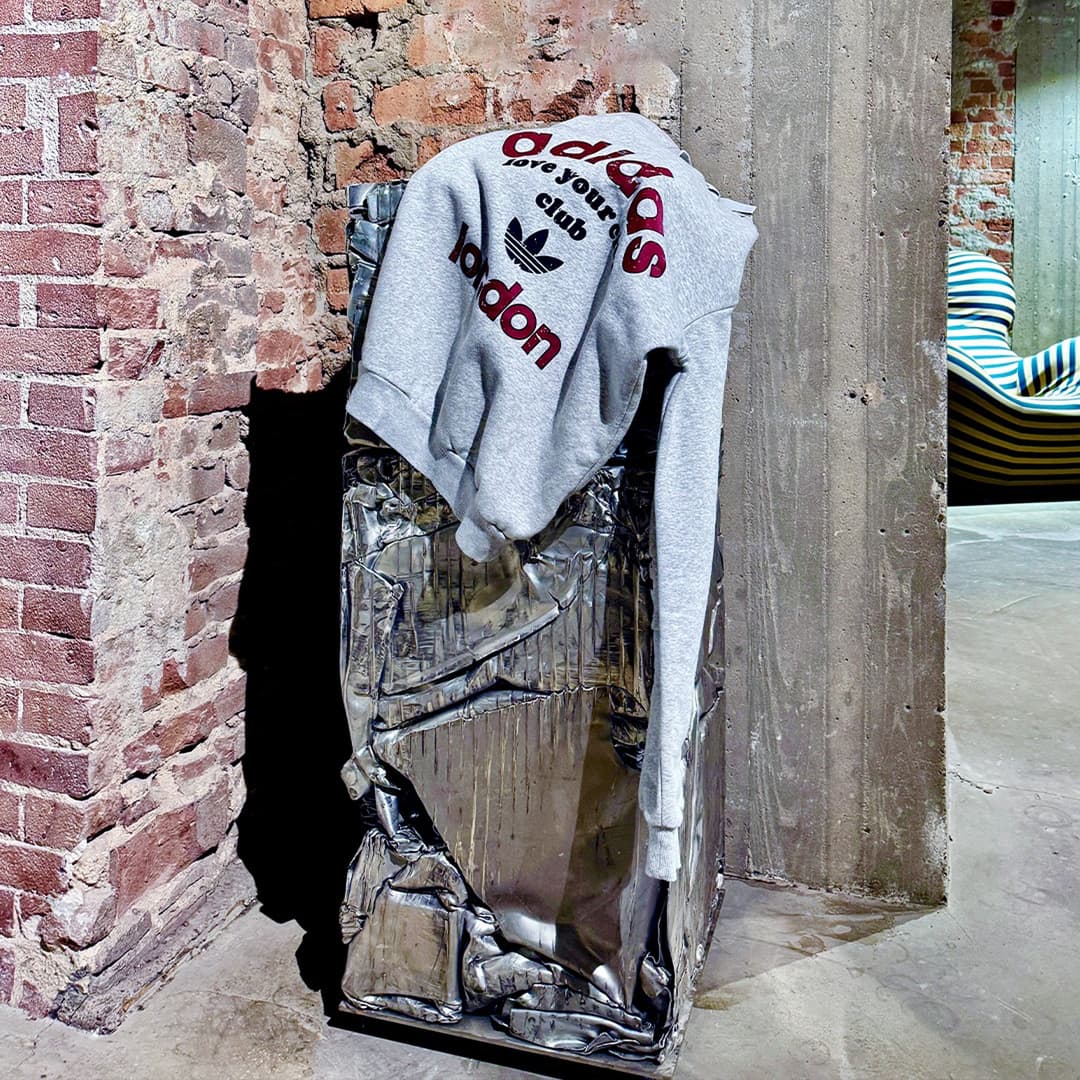 Adidas Originals London Logo Sweatshirt